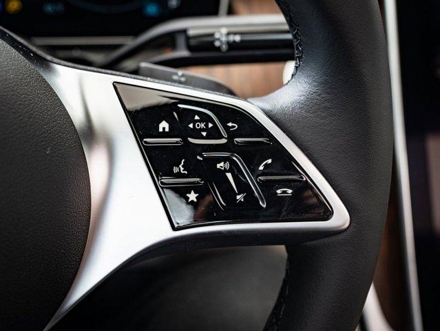 Photo of 2024 Polar White Mercedes-Benz C-Class