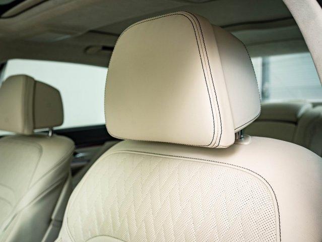 Photo of 2022 Alpina Blue Metallic BMW ALPINA B7