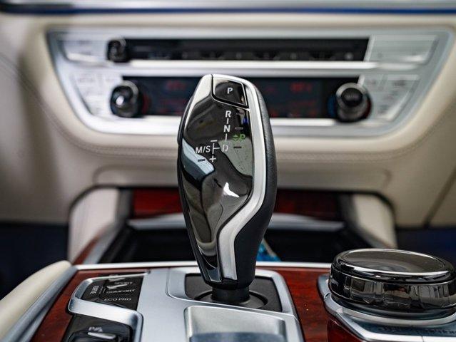Photo of 2022 Alpina Blue Metallic BMW ALPINA B7