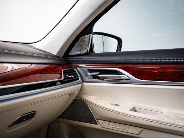 Photo of 2022 Alpina Blue Metallic BMW ALPINA B7