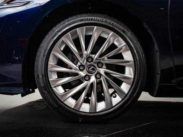 Photo of 2020 Nightfall Mica Lexus ES 350