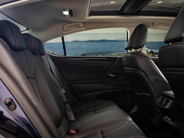 Photo of 2020 Nightfall Mica Lexus ES 350