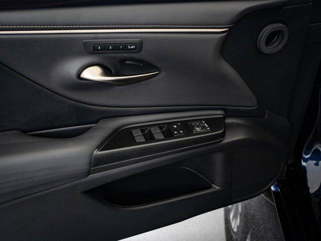 Photo of 2020 Nightfall Mica Lexus ES 350