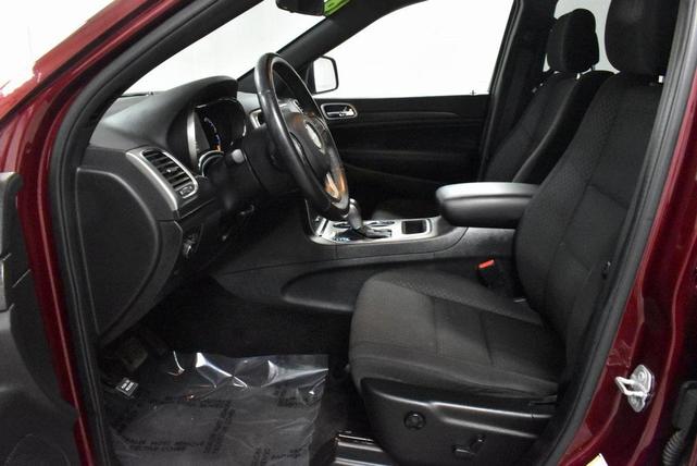 Photo of 2018 Velvet Red Pearlcoat Jeep Grand Cherokee