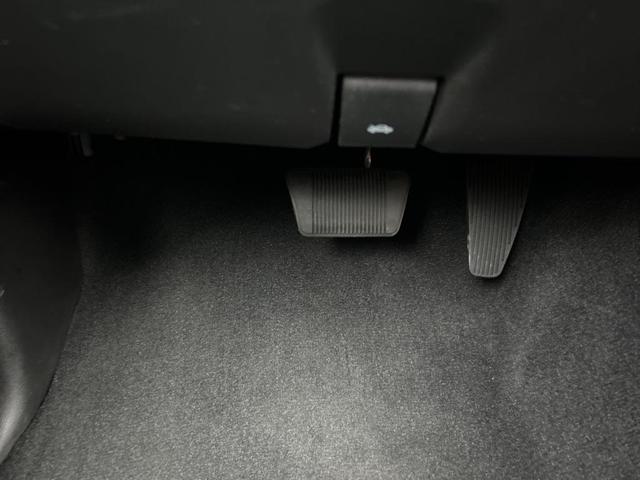 Photo of 2025 Bright White Clearcoat RAM 2500