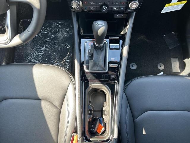 Photo of 2025 Silver Zynith Jeep Compass