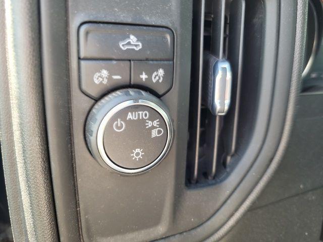 Photo of 2022 Northsky Blue Metallic Chevrolet Silverado 1500