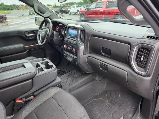 Photo of 2019 Black Chevrolet Silverado 1500