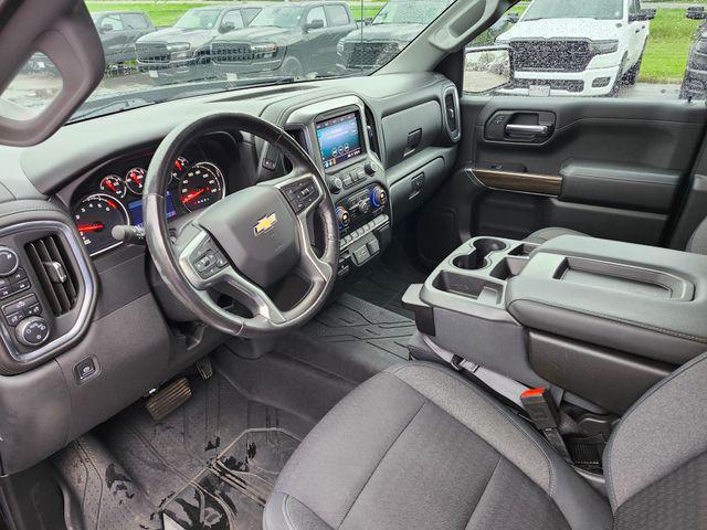 Photo of 2019 Black Chevrolet Silverado 1500