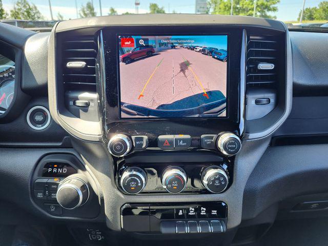 Photo of 2025 Granite Crystal Metallic Clearcoat RAM 1500