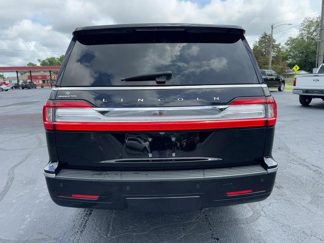 Photo of 2020 Infinite Black Lincoln Navigator