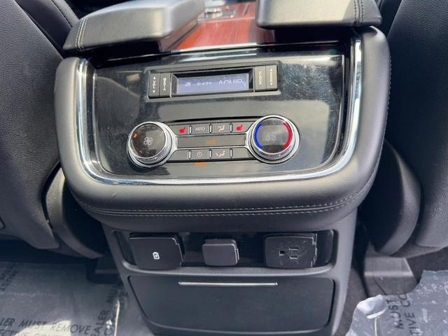 Photo of 2020 Infinite Black Lincoln Navigator