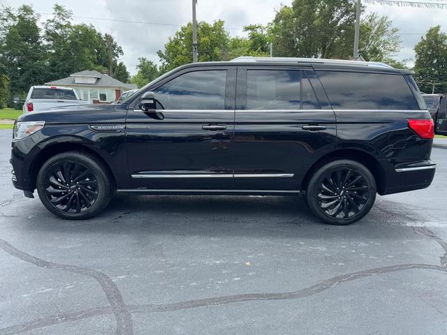 Photo of 2020 Infinite Black Lincoln Navigator