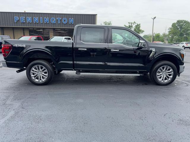 Photo of 2025 Agate Black Metallic Ford F-150