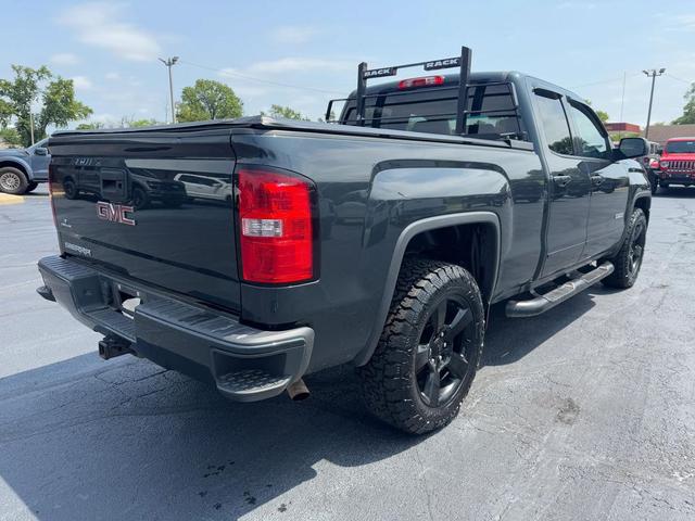 Photo of 2018 Dark Slate Metallic GMC Sierra 1500