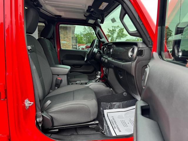 Photo of 2021 Firecracker Red Clearcoat Jeep Wrangler Unlimited