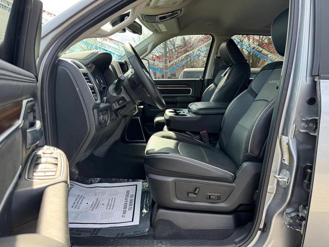 Photo of 2024 Billet Silver Metallic Clearcoat RAM 2500