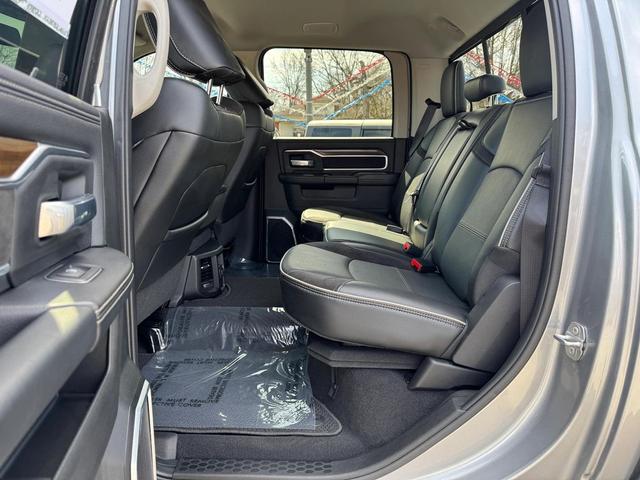 Photo of 2024 Billet Silver Metallic Clearcoat RAM 2500