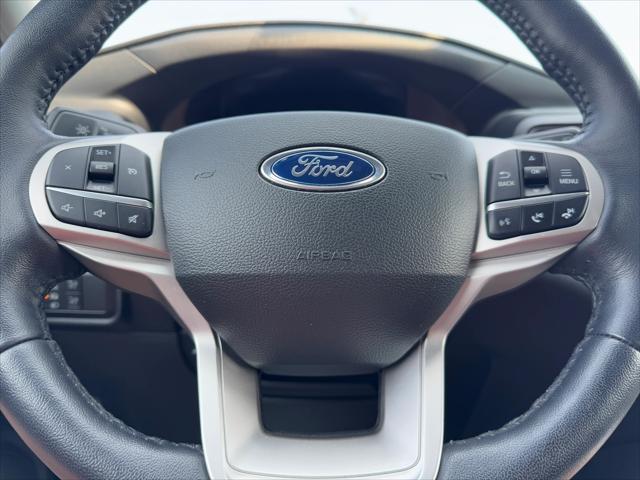 Photo of 2022 Atlas Blue Metallic Ford Explorer