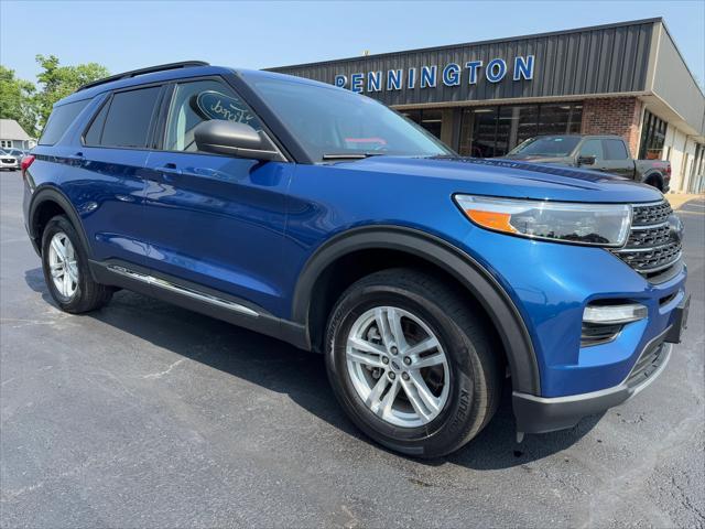 Photo of 2022 Atlas Blue Metallic Ford Explorer