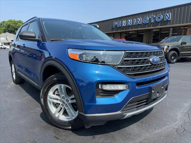 Photo of 2022 Atlas Blue Metallic Ford Explorer
