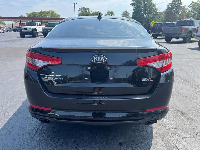 Photo of 2013 Ebony Black Kia Optima