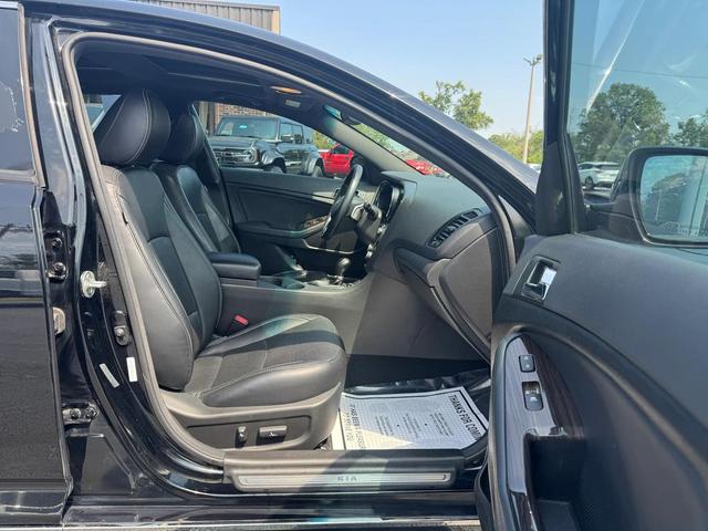 Photo of 2013 Ebony Black Kia Optima