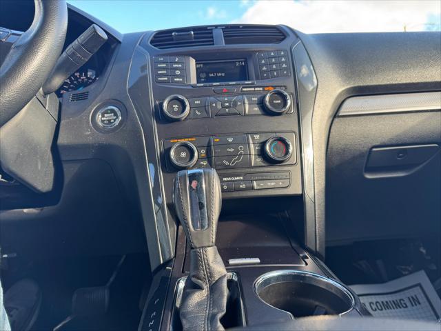 Photo of 2018 Shadow Black Ford Explorer