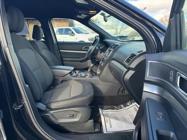 Photo of 2018 Shadow Black Ford Explorer