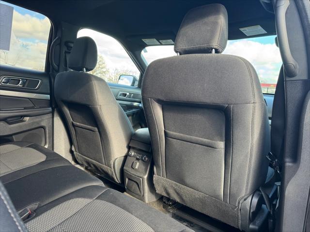 Photo of 2018 Shadow Black Ford Explorer
