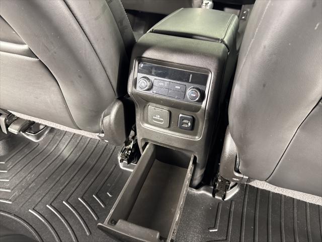 Photo of 2018 Quicksilver Metallic GMC Acadia