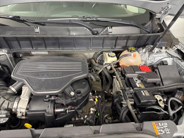 Photo of 2018 Quicksilver Metallic GMC Acadia