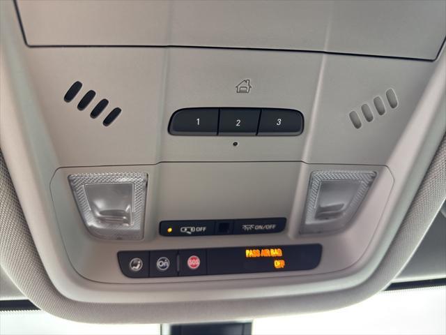 Photo of 2018 Quicksilver Metallic GMC Acadia