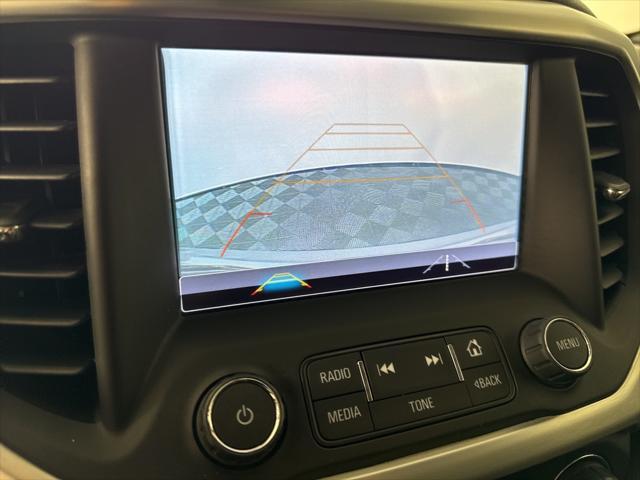 Photo of 2018 Quicksilver Metallic GMC Acadia
