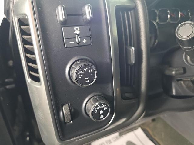 Photo of 2015 Black Chevrolet Silverado 1500