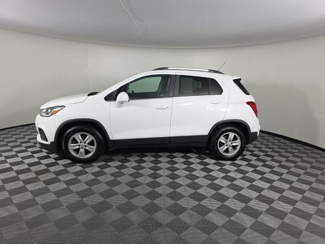 Photo of 2020 Summit White Chevrolet Trax