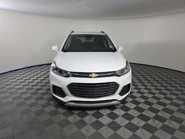 Photo of 2020 Summit White Chevrolet Trax