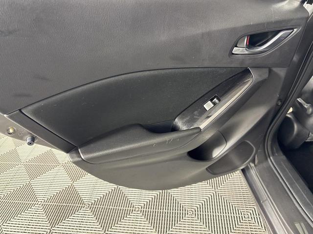 Photo of 2017 Machine Gray Metallic Mazda Mazda3