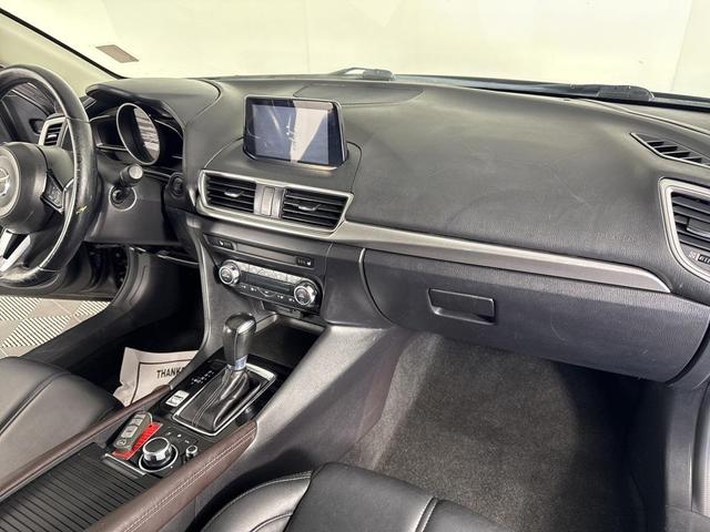 Photo of 2017 Machine Gray Metallic Mazda Mazda3