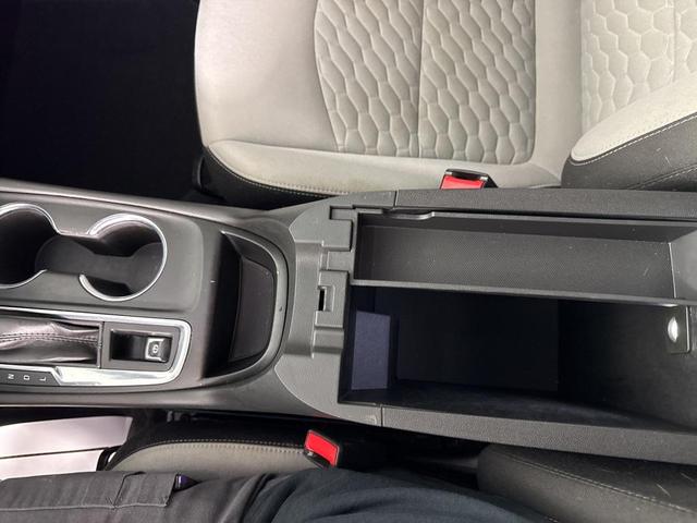 Photo of 2021 Midnight Blue Metallic Chevrolet Equinox