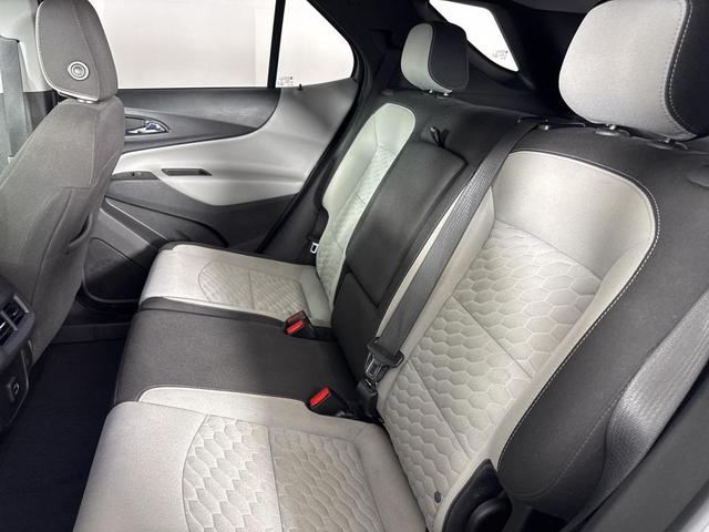 Photo of 2021 Midnight Blue Metallic Chevrolet Equinox