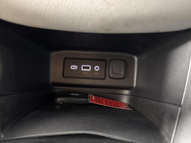 Photo of 2021 Midnight Blue Metallic Chevrolet Equinox