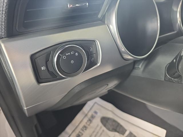 Photo of 2020 Oxford White Ford Mustang