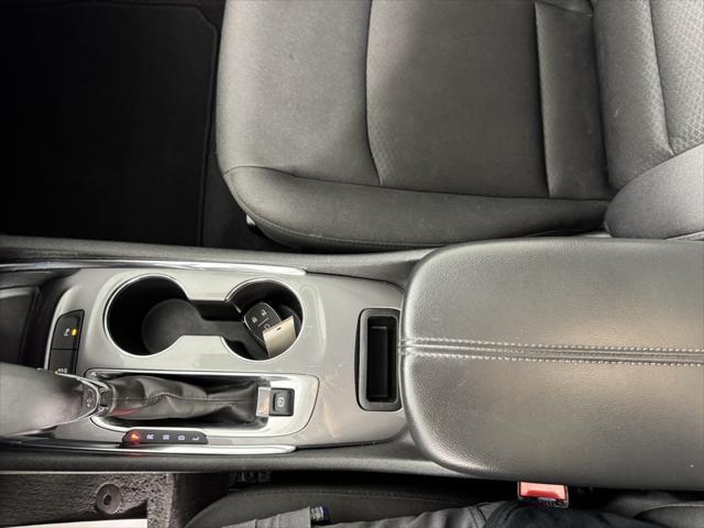 Photo of 2023 Summit White Chevrolet Malibu