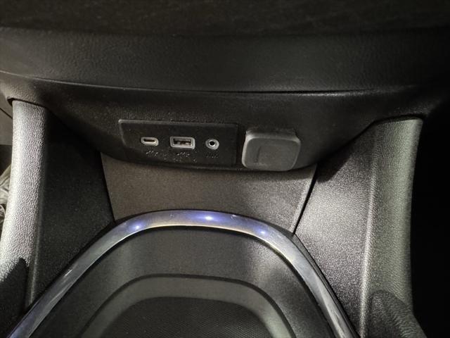 Photo of 2023 Summit White Chevrolet Malibu