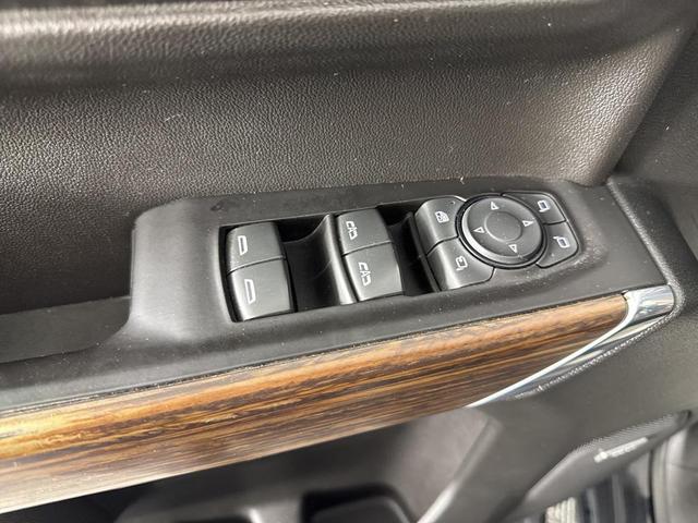 Photo of 2019 Black Chevrolet Silverado 1500