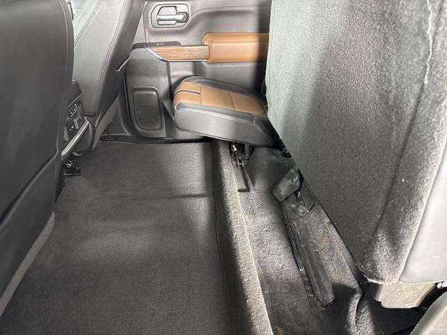 Photo of 2019 Black Chevrolet Silverado 1500