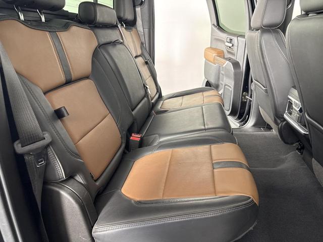 Photo of 2019 Black Chevrolet Silverado 1500