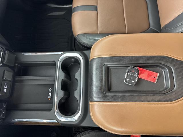 Photo of 2019 Black Chevrolet Silverado 1500