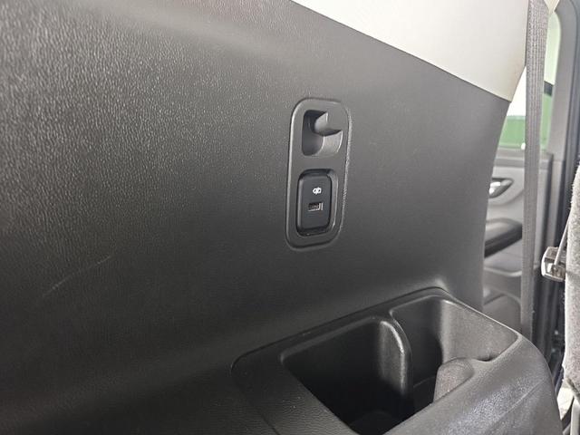 Photo of 2018 Graphite Metallic Chevrolet Traverse